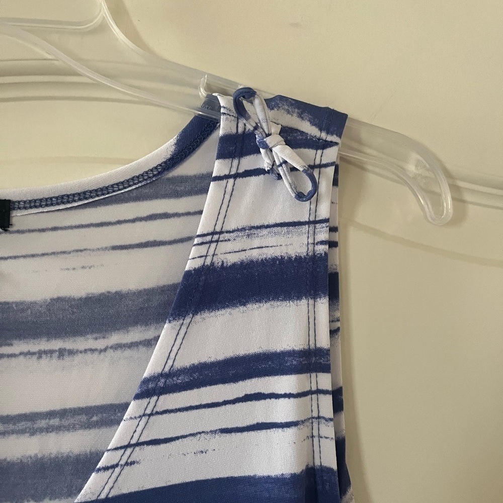 Susan Lawrence Striped Blue and White Women's Top size Large - Picture 6 of 13